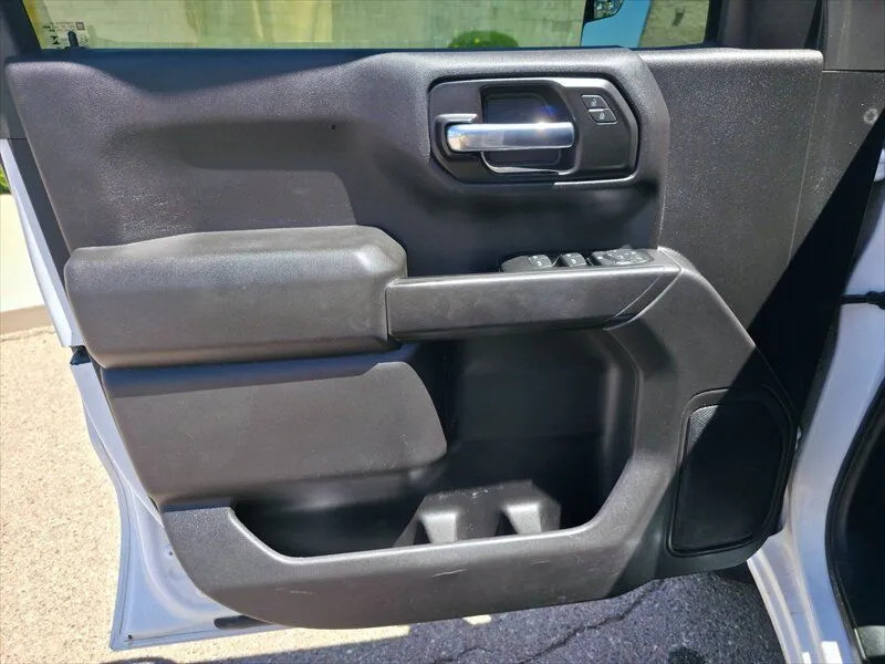 2023 Chevrolet Silverado 1500 Custom - Photo 14