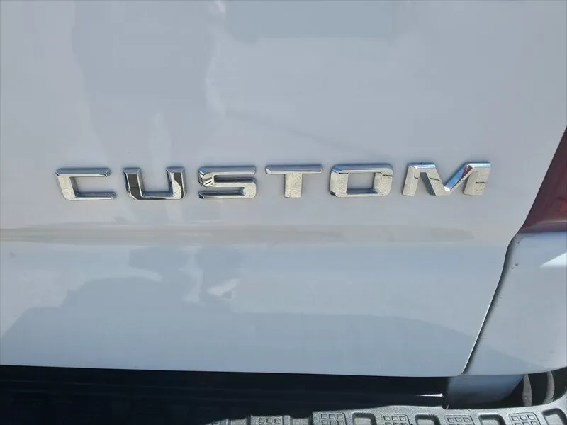 2023 Chevrolet Silverado 1500 Custom - Photo 12