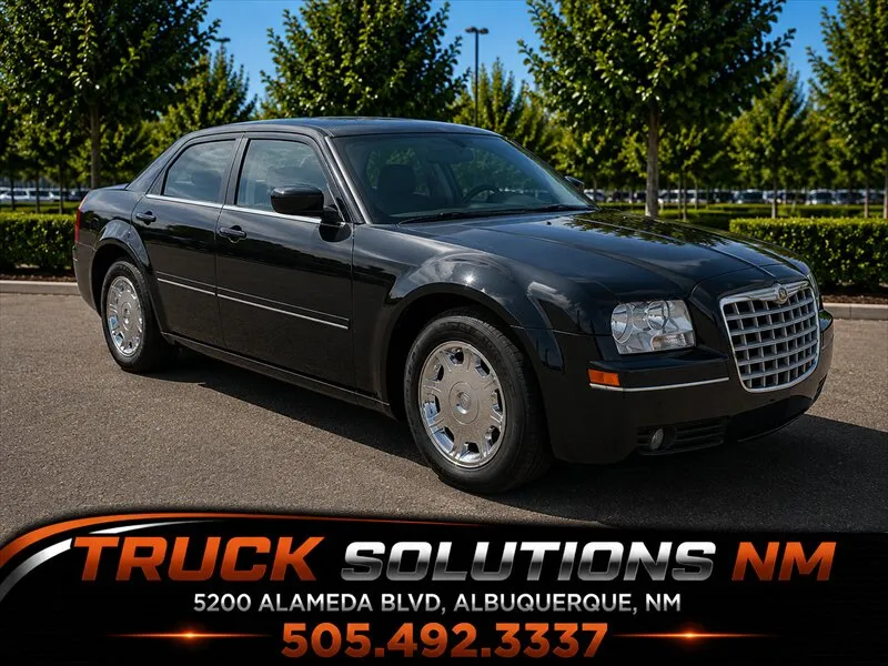 2005 Chrysler 300 Touring's photo