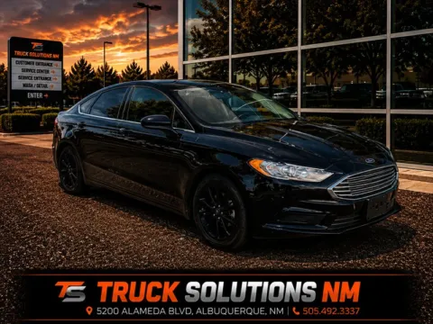 Black 2017 Ford Fusion SE for sale in Albuquerque, NM