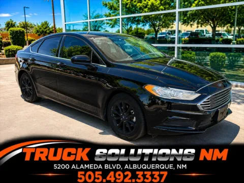Black 2017 Ford Fusion SE for sale in Albuquerque, NM