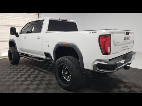 More photos of 2020 GMC Sierra 2500HD SLE at Truck Solutions NM, NM