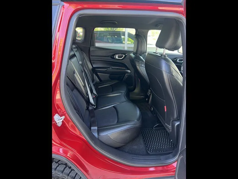 2025 Jeep Compass Trailhawk - Photo 19