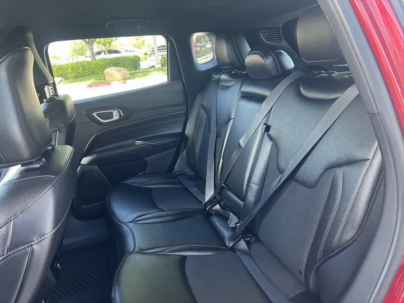 2025 Jeep Compass Trailhawk - Photo 13