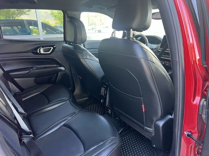 2025 Jeep Compass Trailhawk - Photo 17