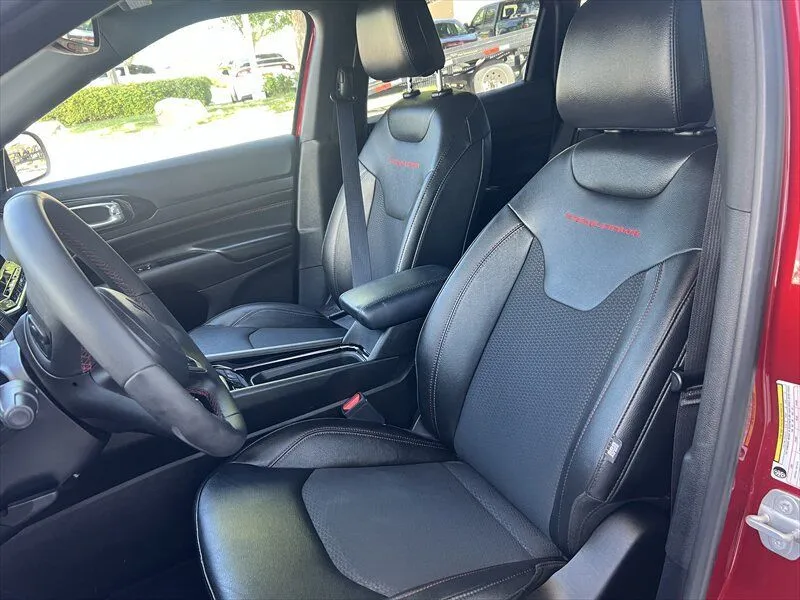 2025 Jeep Compass Trailhawk - Photo 9