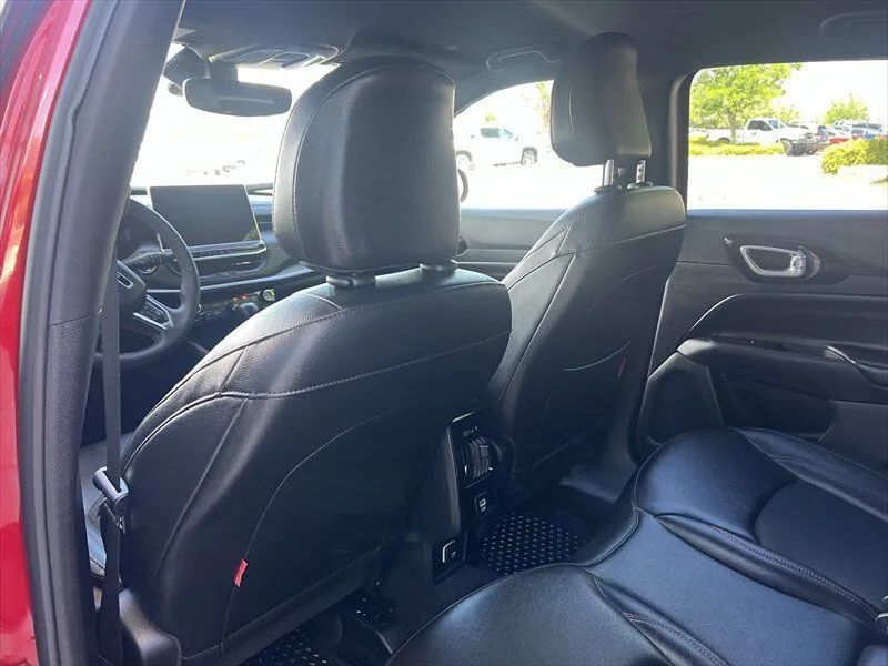 2025 Jeep Compass Trailhawk - Photo 12