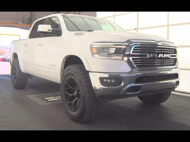 2021 RAM 1500 Laramie 4x4 Crew Cab 5'7's photo
