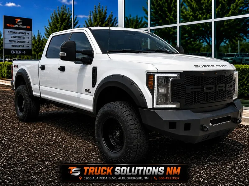 White 2017 Ford F-250 Super Duty XLT for sale in Albuquerque, NM