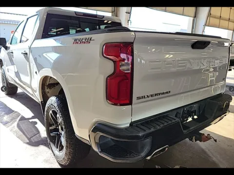 More photos of 2021 Chevrolet Silverado 1500 LT Trail Boss at Truck Solutions NM, NM