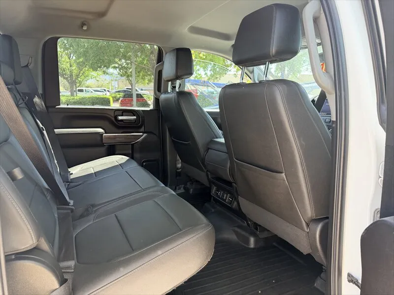 2023 Chevrolet Silverado 3500HD LTZ - Photo 17