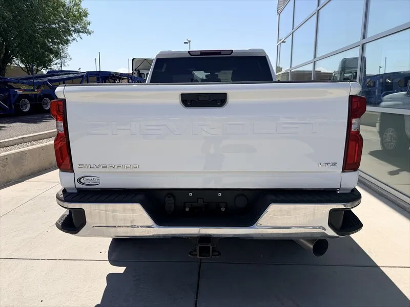 2023 Chevrolet Silverado 3500HD LTZ - Photo 7