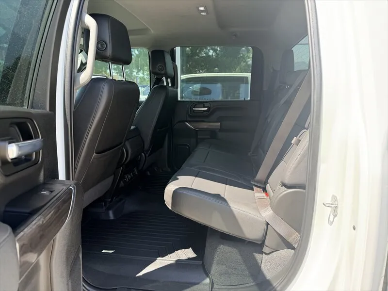 2023 Chevrolet Silverado 3500HD LTZ - Photo 15