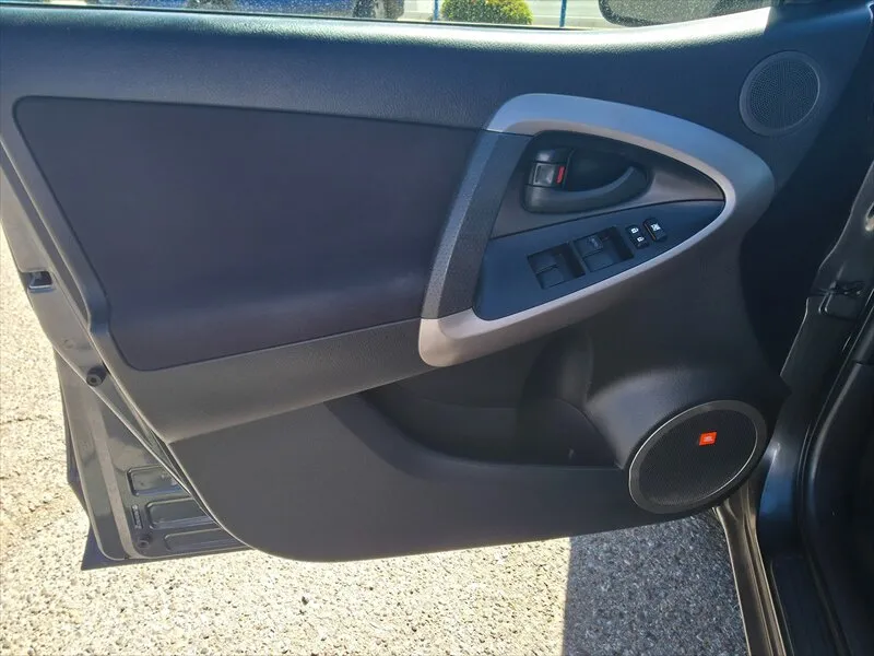 2008 Toyota RAV4 Sport - Photo 12