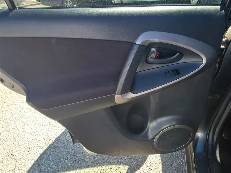2008 Toyota RAV4 Sport - Photo 15