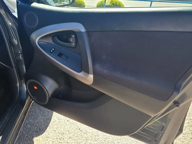 2008 Toyota RAV4 Sport - Photo 18