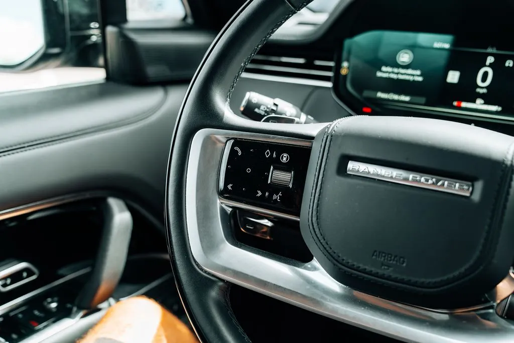 2025 Land Rover Range Rover SE - Photo 22