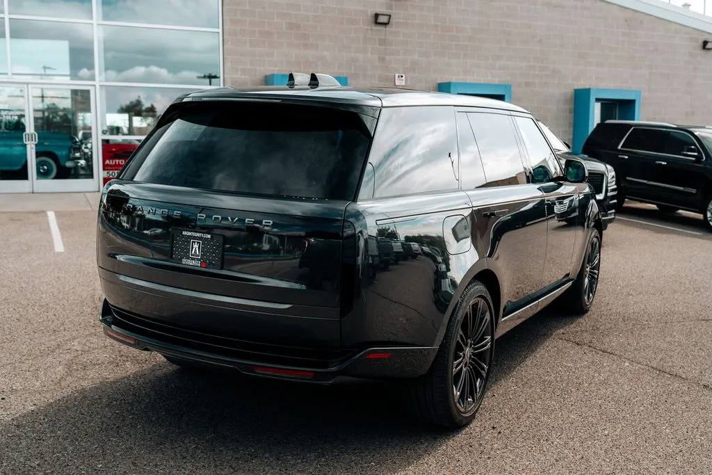 2025 Land Rover Range Rover SE - Photo 7