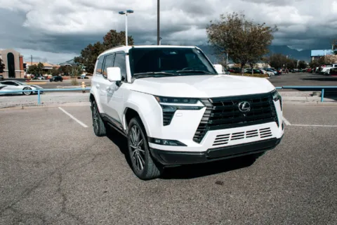 White 2024 Lexus GX 550 Luxury+ for sale in Albuquerque, NM