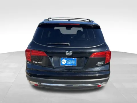 More photos of 2016 Honda Pilot Elite at Gregg Young Chevrolet - Omaha, NE