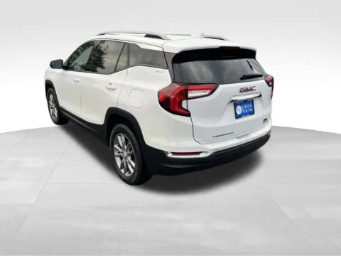 More photos of 2024 GMC Terrain SLT at Gregg Young Chevrolet - Omaha, NE