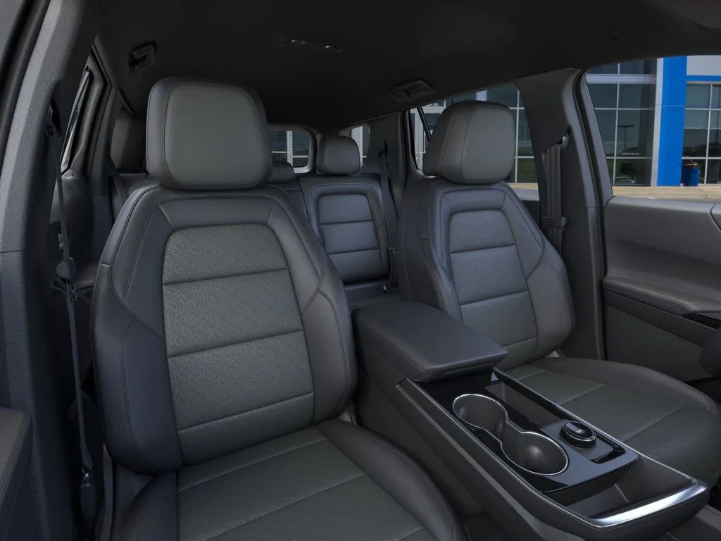 2026 Chevrolet Equinox LT photo 4