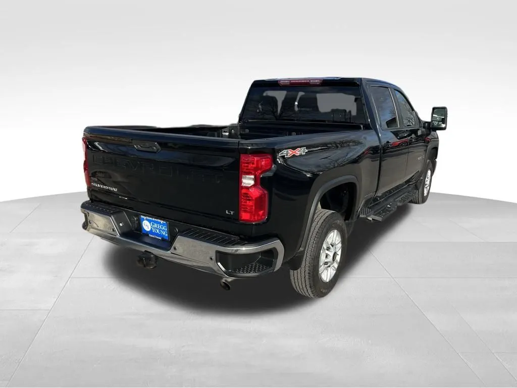 2024 Chevrolet Silverado 2500HD LT photo 3