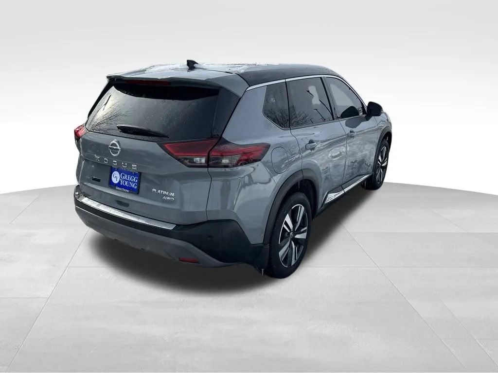 2021 Nissan Rogue Platinum photo 3
