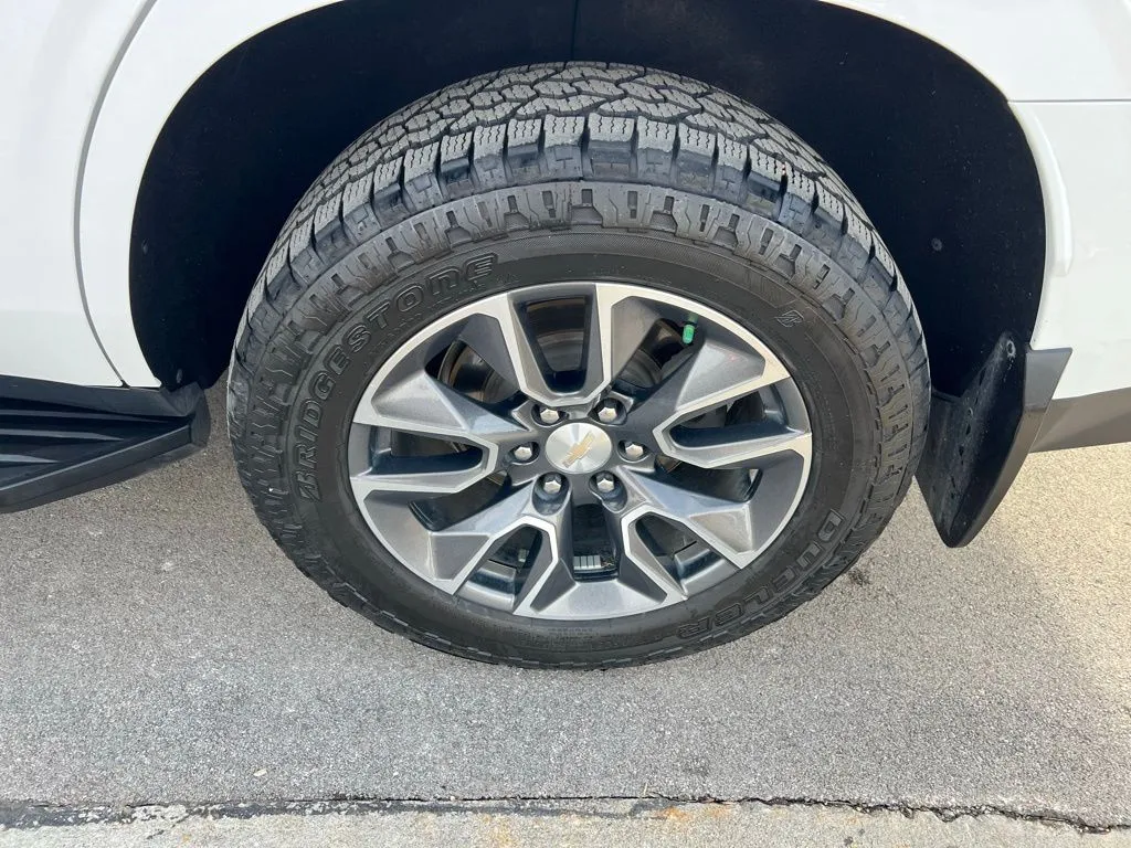 2021 Chevrolet Tahoe LT photo 4