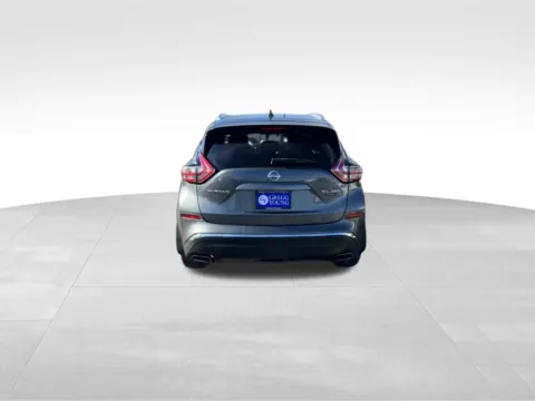 More photos of 2016 Nissan Murano SL at Gregg Young Chevrolet - Omaha, NE