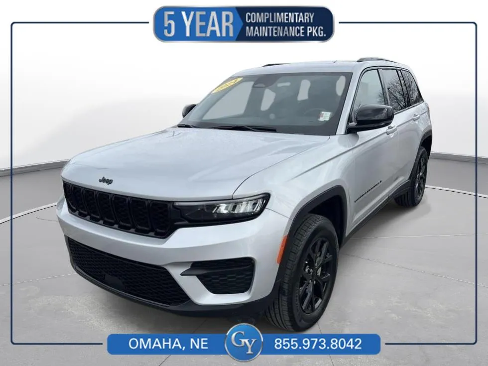 Silver 2024 Jeep Grand Cherokee Altitude for sale in Omaha, NE