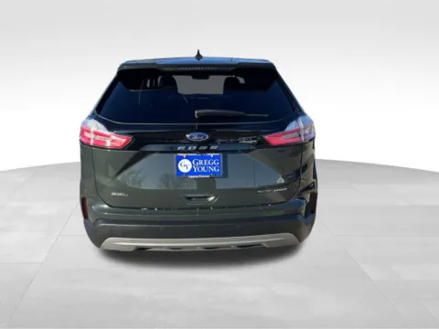 More photos of 2023 Ford Edge SEL at Gregg Young Chevrolet - Omaha, NE