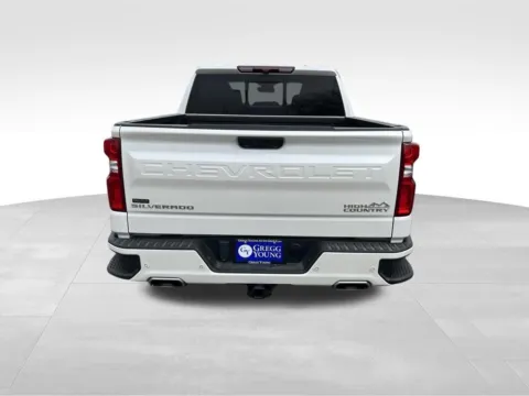 More photos of 2022 Chevrolet Silverado 1500 High Country at Gregg Young Chevrolet - Omaha, NE