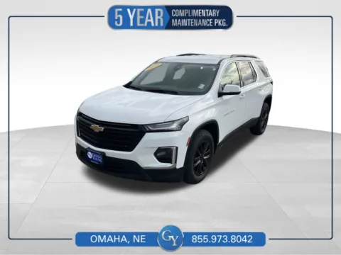 White 2023 Chevrolet Traverse LT for sale in Omaha, NE