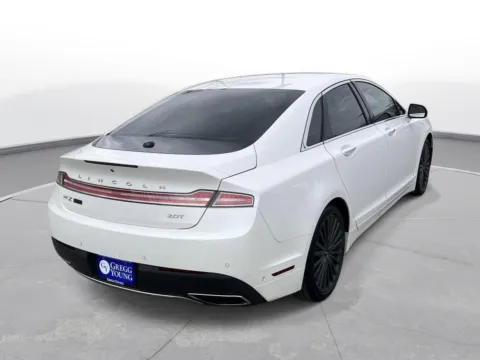 More photos of 2017 Lincoln MKZ Reserve at Gregg Young Chevrolet - Omaha, NE