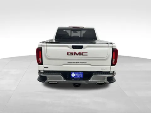 More photos of 2021 GMC Sierra 1500 SLT at Gregg Young Chevrolet of Omaha, NE