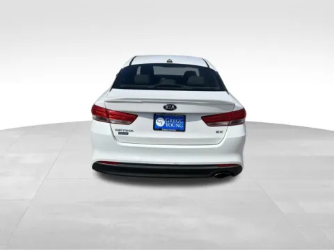 More photos of 2016 Kia Optima EX at Gregg Young Chevrolet of Omaha, NE