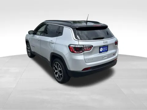 More photos of 2025 Jeep Compass Limited at Gregg Young Chevrolet of Omaha, NE