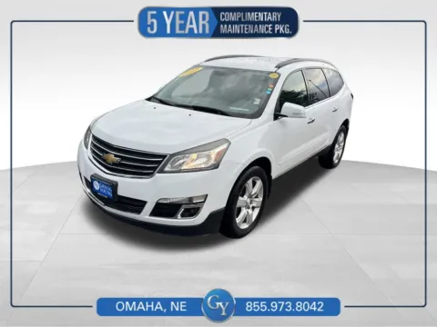 White 2017 Chevrolet Traverse LT for sale in Omaha, NE
