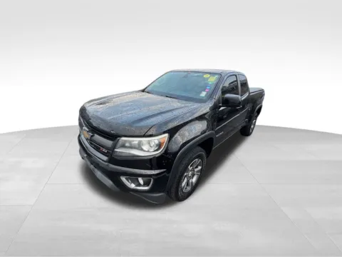More photos of 2015 Chevrolet Colorado Z71 at Gregg Young Chevrolet of Omaha, NE