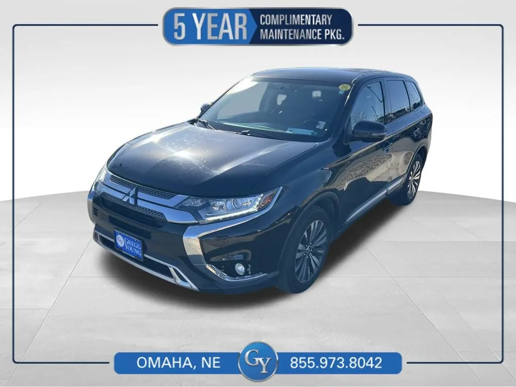 Black 2019 Mitsubishi Outlander SE for sale in Omaha, NE