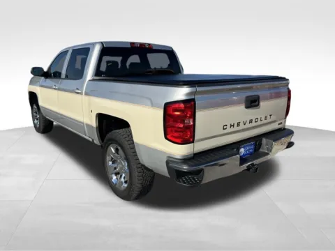 More photos of 2018 Chevrolet Silverado 1500 LT at Gregg Young Chevrolet - Omaha, NE