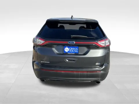 More photos of 2016 Ford Edge SE at Gregg Young Chevrolet - Omaha, NE