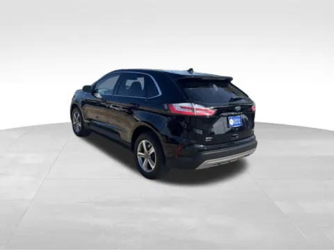 More photos of 2022 Ford Edge SEL at Gregg Young Chevrolet - Omaha, NE