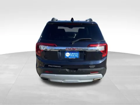 More photos of 2021 GMC Acadia SLT at Gregg Young Chevrolet - Omaha, NE