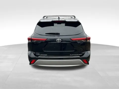 More photos of 2020 Toyota Highlander Platinum at Gregg Young Chevrolet - Omaha, NE