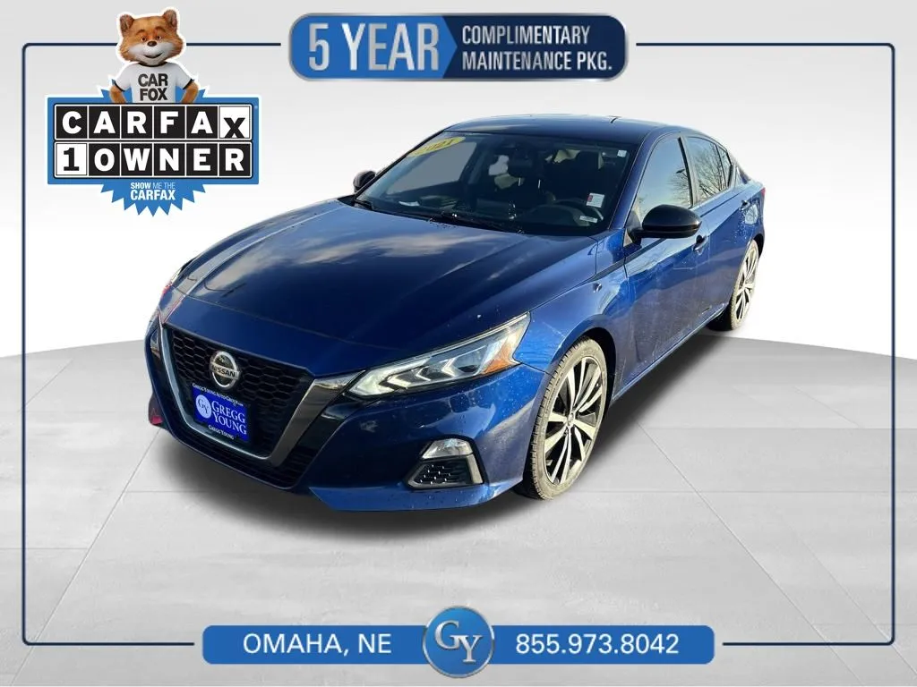 Blue 2021 Nissan Altima 2.5 SR for sale in Omaha, NE