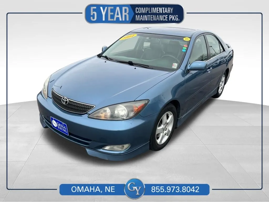 White 2004 Toyota Camry SE for sale in Omaha, NE