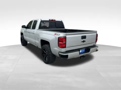 More photos of 2018 Chevrolet Silverado 1500 LT at Gregg Young Chevrolet of Omaha, NE