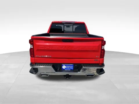 More photos of 2020 Chevrolet Silverado 1500 LT at Gregg Young Chevrolet of Omaha, NE